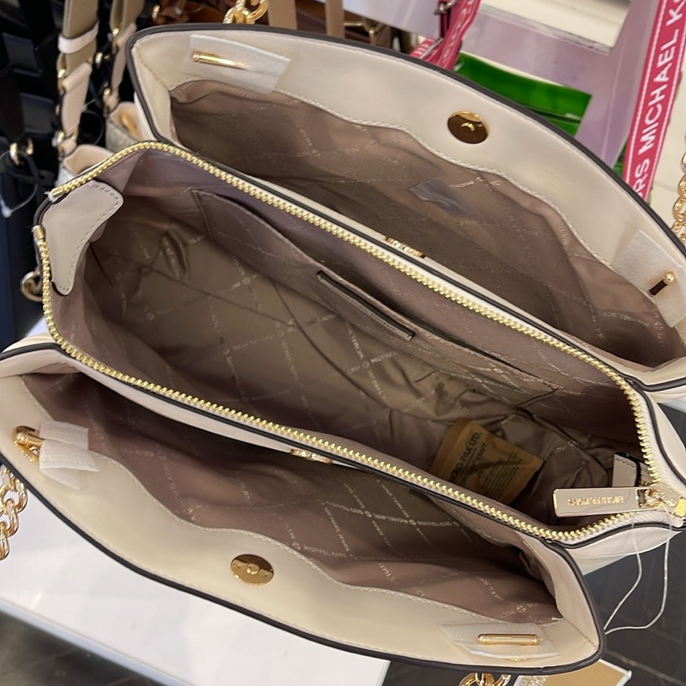 Michael Kors Whitney Medium Quilted Tote Shoulder Bag 
Light Cream 
NWT - Picture 10 of 16